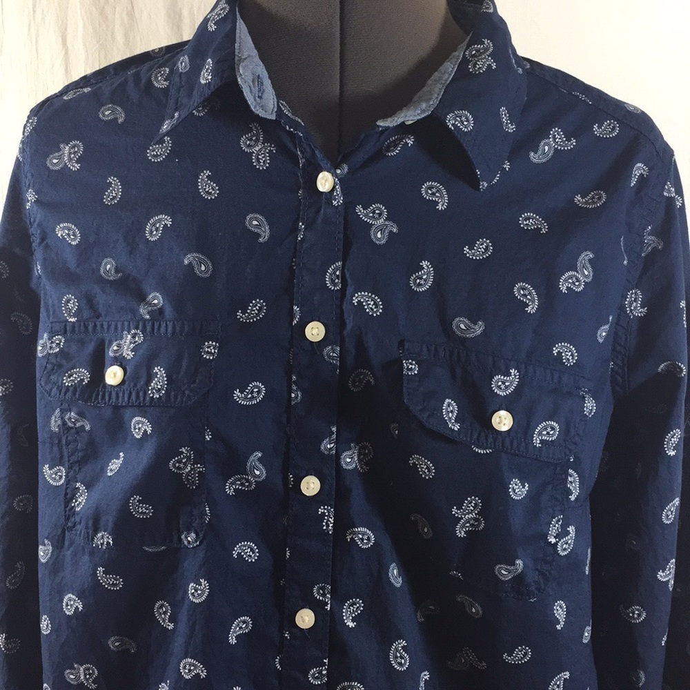 St John’s Bay Button Front Long Sleeve Top Size L